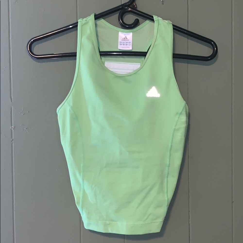 Build in sports bra crop top